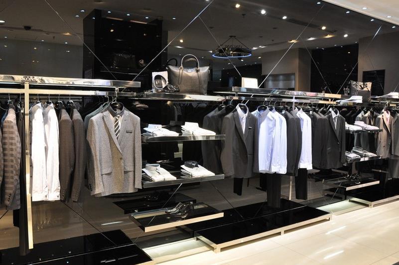服裝專賣店陳設