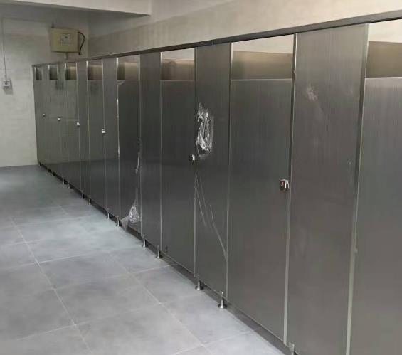 衛生間隔板材料