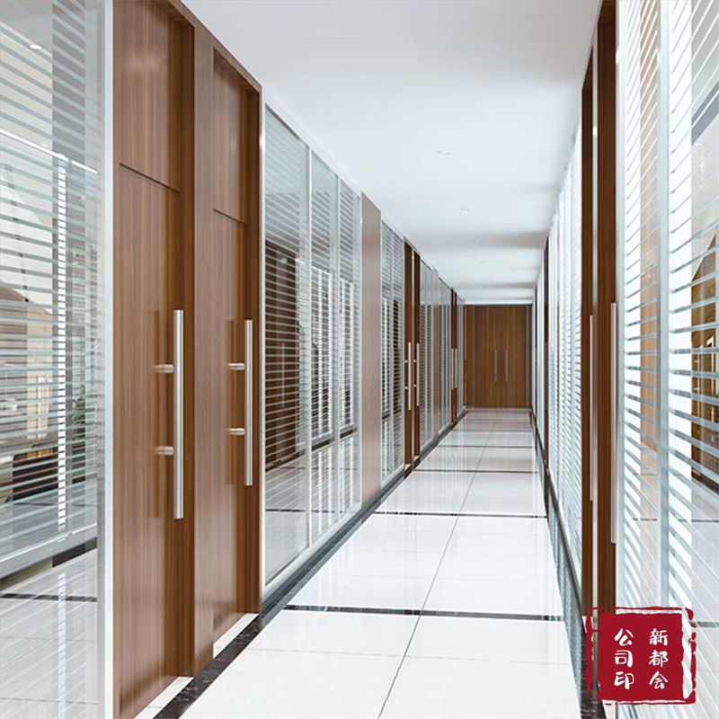 辦公室過道裝飾